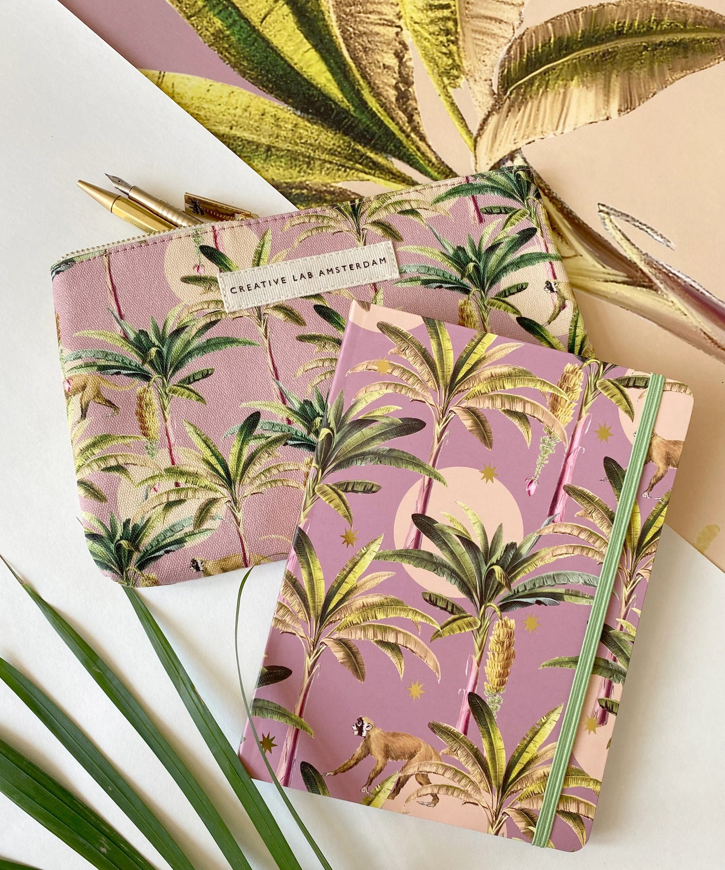 Bolsa ou Estojo - Pouche Flat Purple Bananas