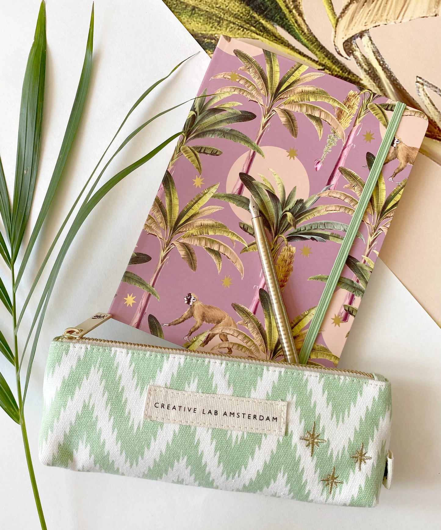Bolsa ou Estojo - Pouche Triangle Ikat Green